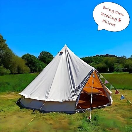 Dorset Glamping Fields Hotel Corfe Mullen Exterior photo