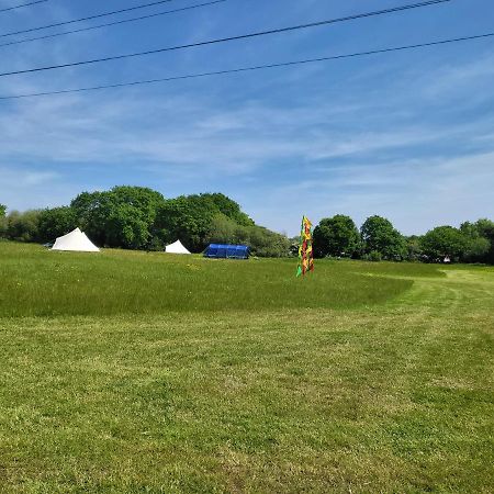 Dorset Glamping Fields Hotel Corfe Mullen Exterior photo