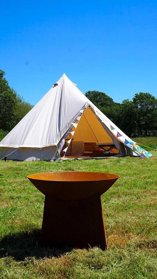 Dorset Glamping Fields Hotel Corfe Mullen Exterior photo