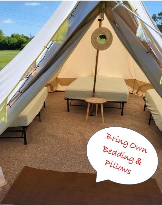 Dorset Glamping Fields Hotel Corfe Mullen Exterior photo