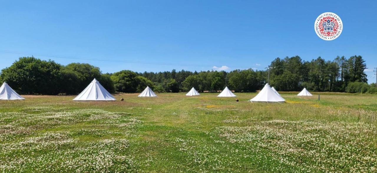 Dorset Glamping Fields Hotel Corfe Mullen Exterior photo